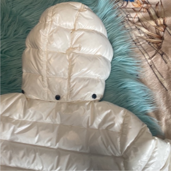 Moncler Baddy Down Puffer Jacket - kids size 14 fits woman’s sz 2 authenticated - Picture 5 of 6